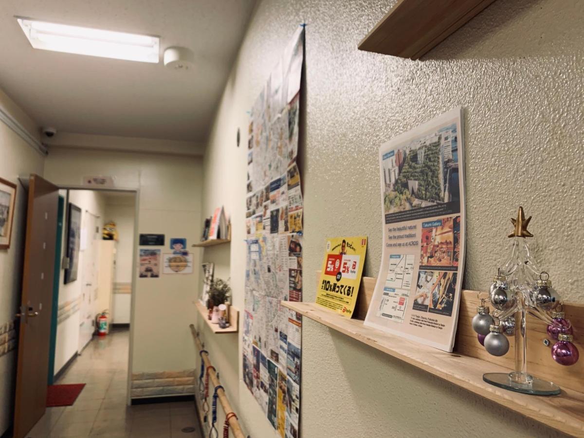 Guesthouse Shiawase Eki ฟูกุโอกะ ภายนอก รูปภาพ